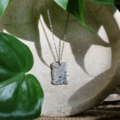Distressed Pendant Necklace