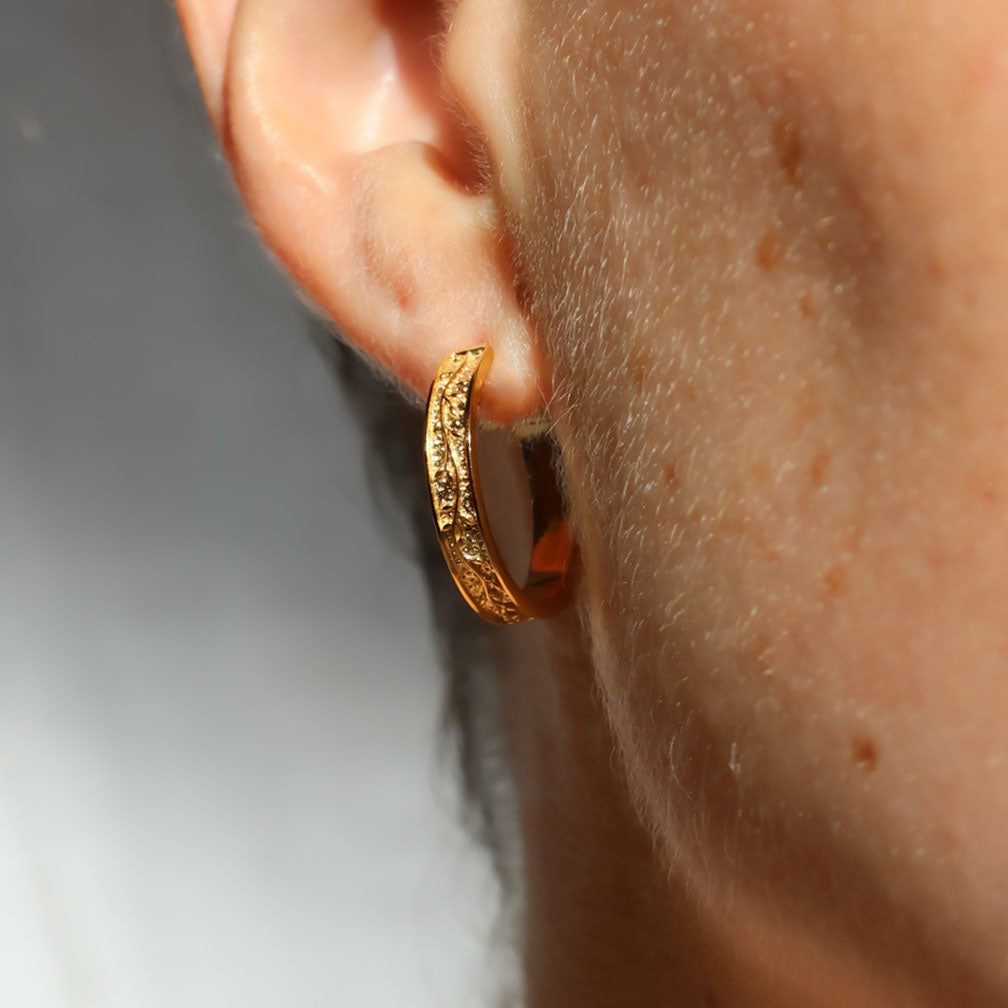 Embossed Vine Earring