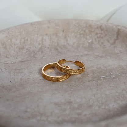 Embossed Vine Earring